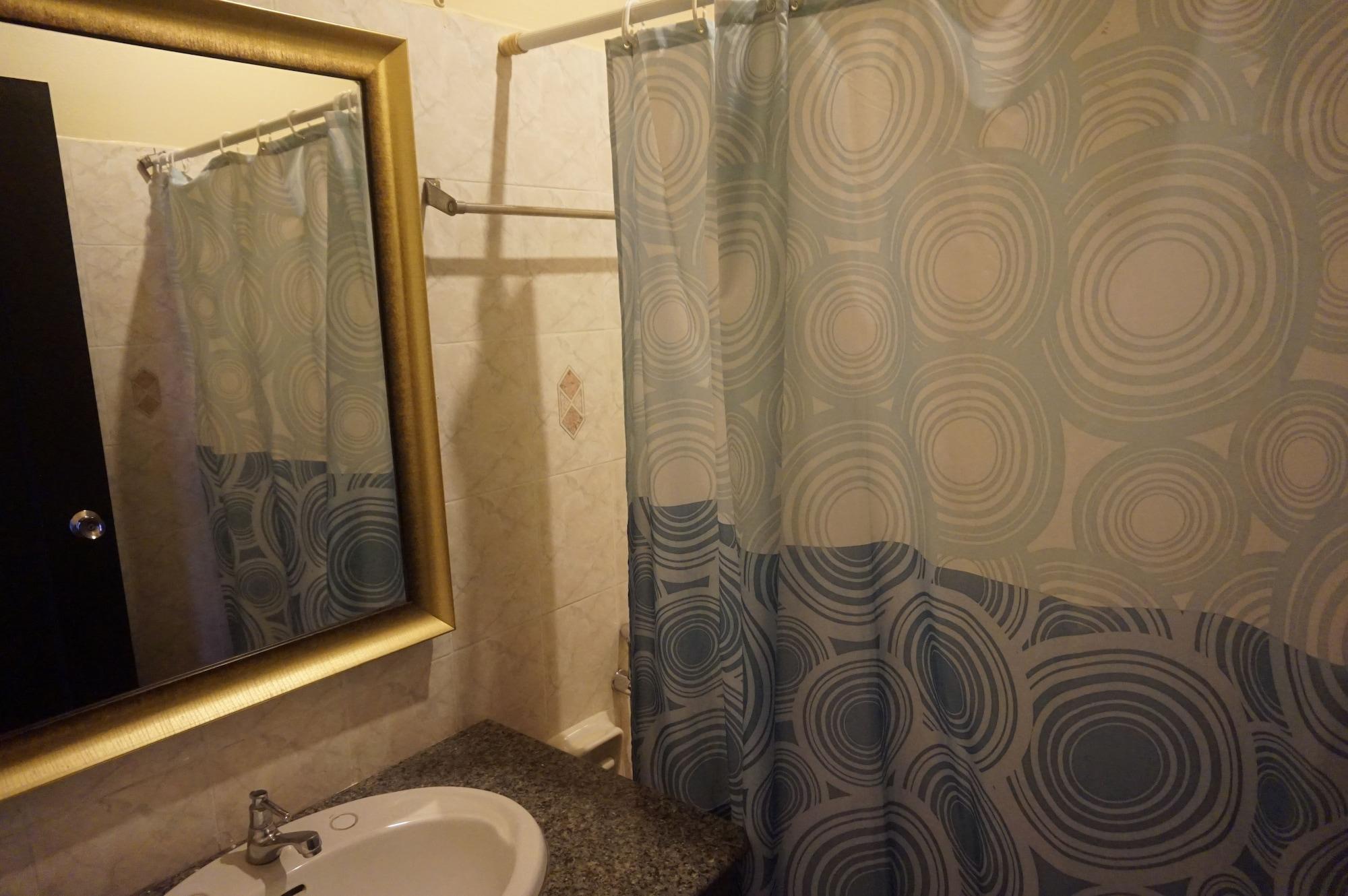 Metro Residence Szurin Kültér fotó