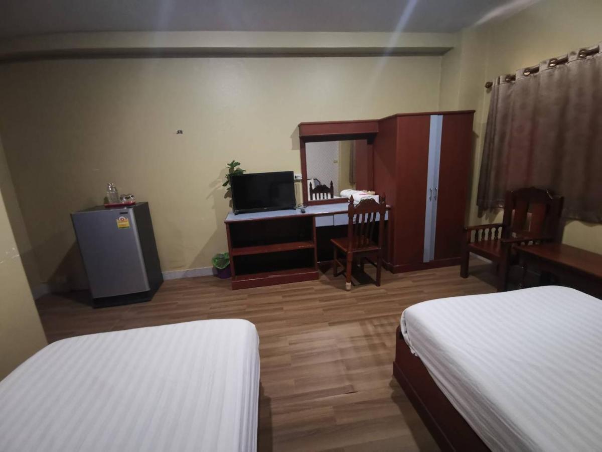 Metro Residence Szurin Kültér fotó